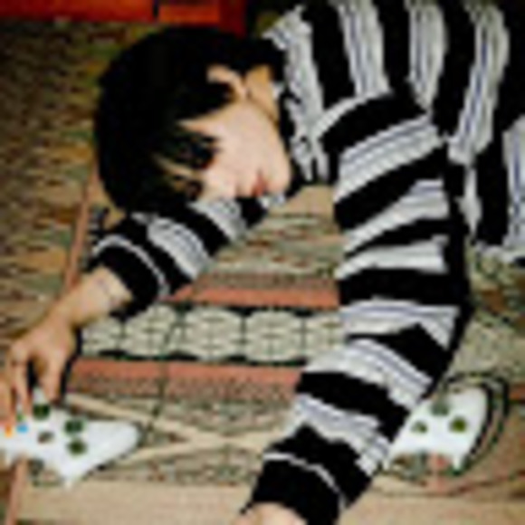 Meet your Posher, Yee - Picture 1 of 1